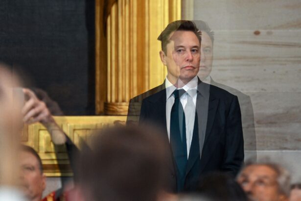 elon-musk-ally-tells-staff-‘ai-first’-is-the-future-of-key-government-agency